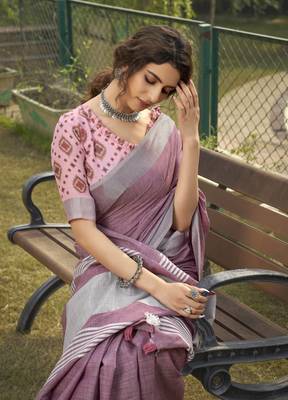 Lavender linen blend saree with unstitched linen blouse piece 4