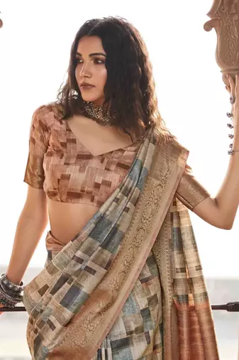 Rust silk blend saree with unstitched blouse piece