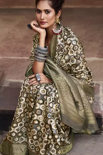 Brown silk blend saree with unstitched blouse piece
