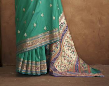 Rama silk blend saree with unstitched blouse piece 4
