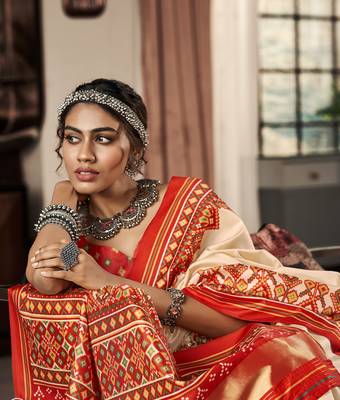 Beige patola silk blend saree with unstitched patola blouse piece 3