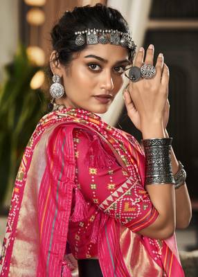 Cream-pink patola silk blend saree with unstitched patola blouse piece 3