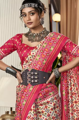 Cream-pink patola silk blend saree with unstitched patola blouse piece