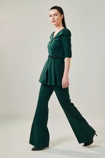 Off shoulder moss green co ord set