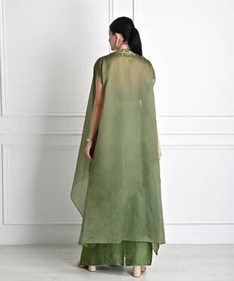 Green cape skirt set 2