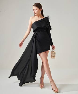 Black one shoulder power drape dress with side train and detachable belt 3