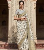 White  silk blend saree with unstitched blouse piece