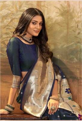 Navy blue silk blend saree with unstitched blouse piece 4