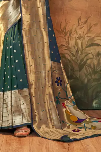 Dark green silk blend saree with unstitched blouse piece