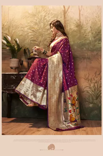 Burgundy silk blend saree with unstitched blouse piece