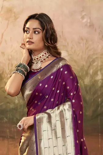 Burgundy silk blend saree with unstitched blouse piece