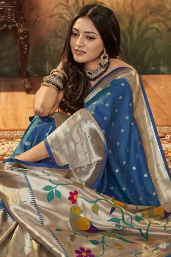 Teal silk blend saree with unstitched blouse piece