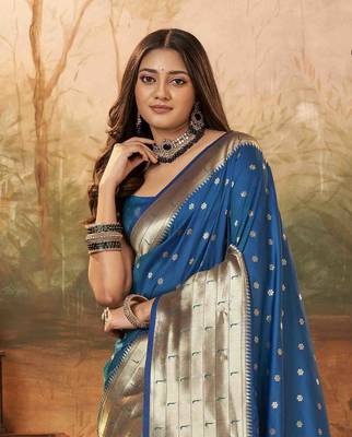 Teal silk blend saree with unstitched blouse piece 4