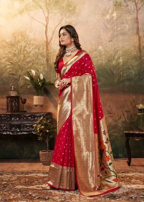 Magenta silk blend saree with unstitched blouse piece 1