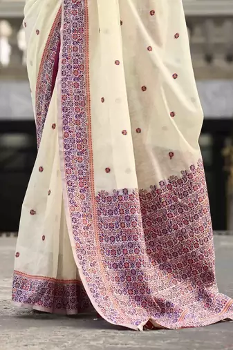 Cream linen cotton saree with unstitched linen cotton blouse piece