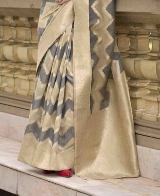 Grey cotton linen silk blend saree with unstitched cotton linen blouse piece 3