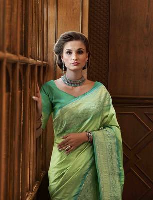 Parrot green silk blend saree with unstitched blouse piece 2
