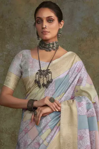Multi silk blend saree with unstitched blouse piece