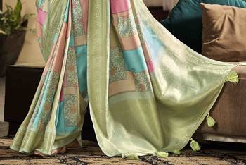 Multi silk blend saree with unstitched blouse piece 3