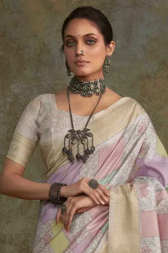Multi silk blend saree with unstitched blouse piece