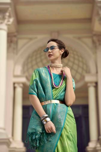 Green silk blend saree with unstitched blouse piece