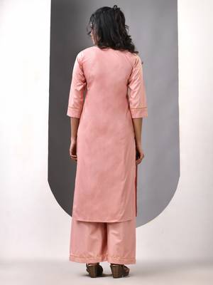 Nude pink rayon suit set with gotta patti work 3