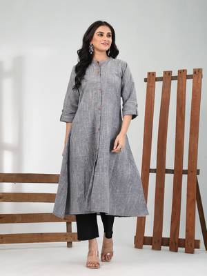 Grey cotton solid a-line kurta set 1