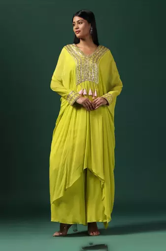 Green kaftan set with pants