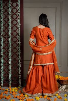 Saanjh sharara set with embroidered dupatta (set of 3) 4