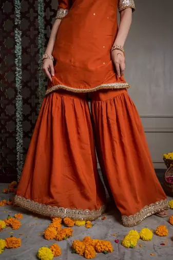 Saanjh sharara set with embroidered dupatta (set of 3)