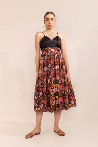 Black sweetheart neckline floral dress
