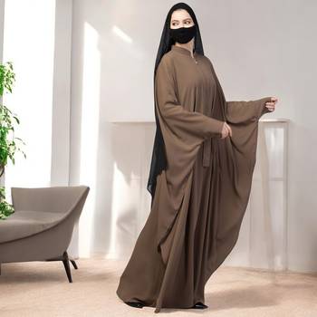 Stylish Zipper Front-Open Kaftan Abaya in Luxurious Firdaus Fabric with Matching Hijab 3