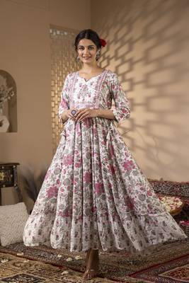 Women Trending Floral Printed Anarkali Kurta 1