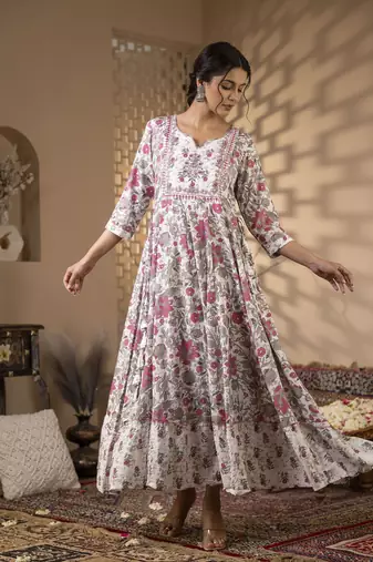 Women Trending Floral Printed Anarkali Kurta
