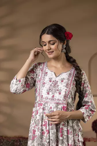 Women Trending Floral Printed Anarkali Kurta