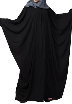 Simple yet elegant islamic kaftan abaya with pleats on neck made in kashibo matte fabric 3