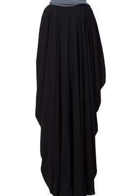 Simple yet elegant islamic kaftan abaya with pleats on neck made in kashibo matte fabric 5