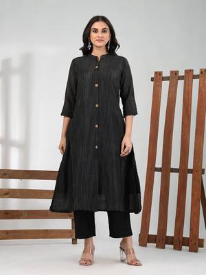 Black cotton solid a-line kurta 1