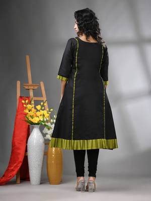 Black solid cotton a-line kurta 3