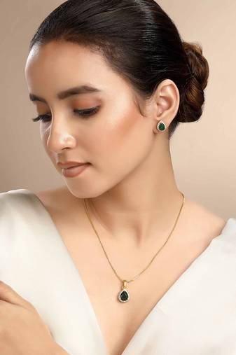 Cubic zirconia faux emerald pendant set