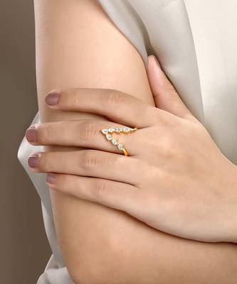 Cubic zirconia vanki ring 1