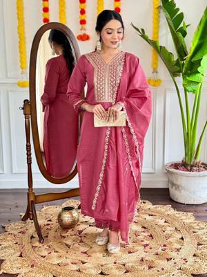 Pink embroidered viscose  salwar kameez set 2