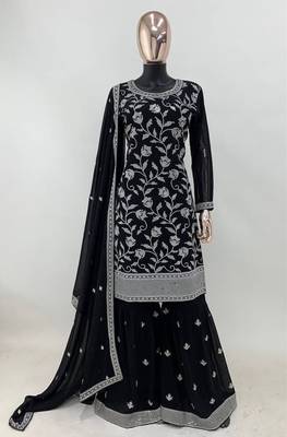Black embroidered georgette salwar kameez set 1