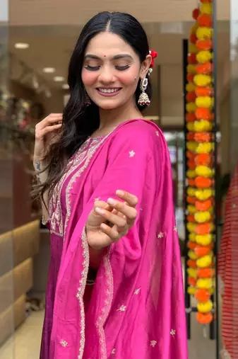 Pink embroidered with intricate gold or zari chiffon kurta dupatta
