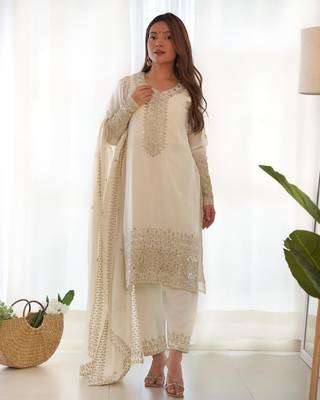 White Embroidery kurta set with dupatta 2