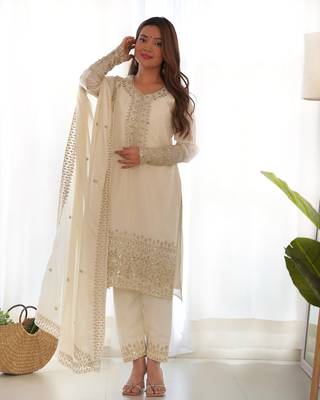 White Embroidery kurta set with dupatta 3