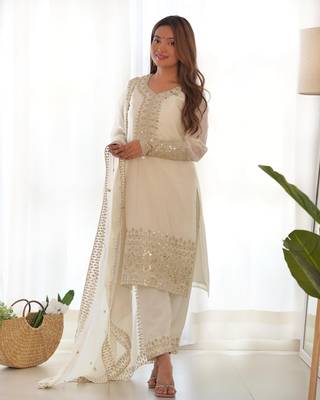 White Embroidery kurta set with dupatta 4