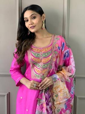 Pink embroidered viscose  salwar kameez set 2