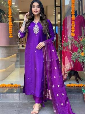 Purple kurta set with dupatta 1