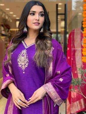 Purple kurta set with dupatta 3